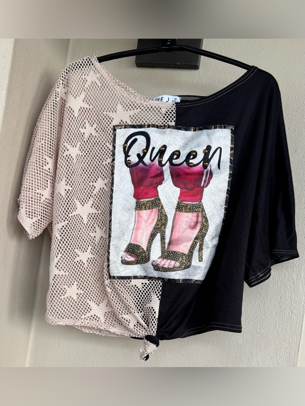 Love J Beige Mesh/Black Top Graphic Print “Queen” High Heels Rhinestone Accent M
